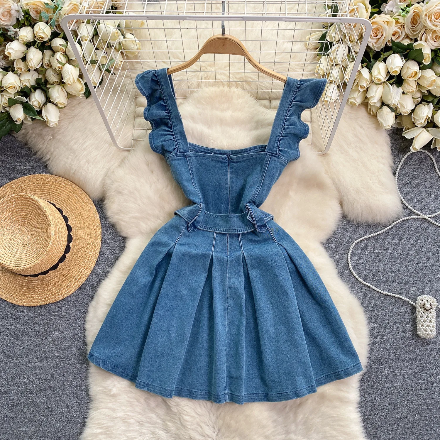 Korean Version of The College  – обзор и цена Ruched Dress Mini