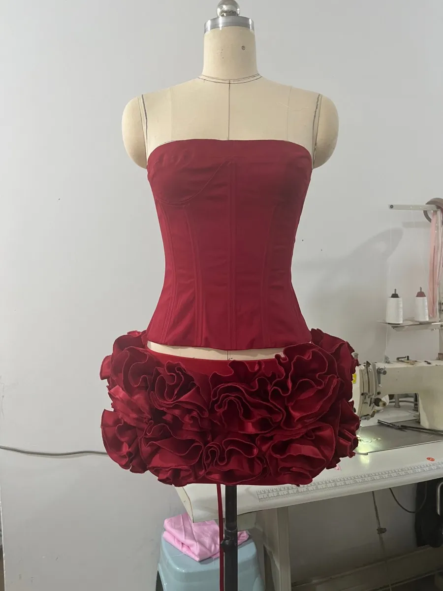 VC Christmas Dress Strapless R – обзор и цена Ruched Dress Mini